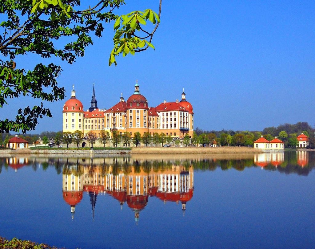 Экскурсия из Праги в замок Морицбург и столицу фарфора Мейсен