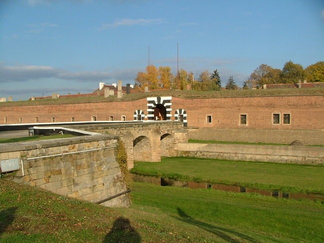 Экскурсия из Праги в крепость Терезин