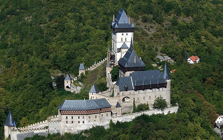 Экскурсия из Праги в Карлштейн и замок Конопиште