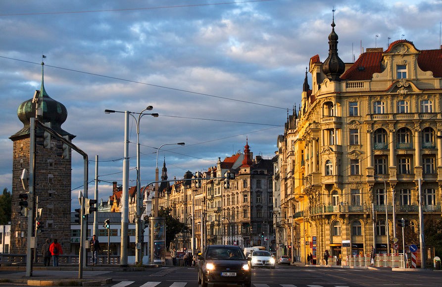 Автобусно-пешеходная экскурсия по Праге