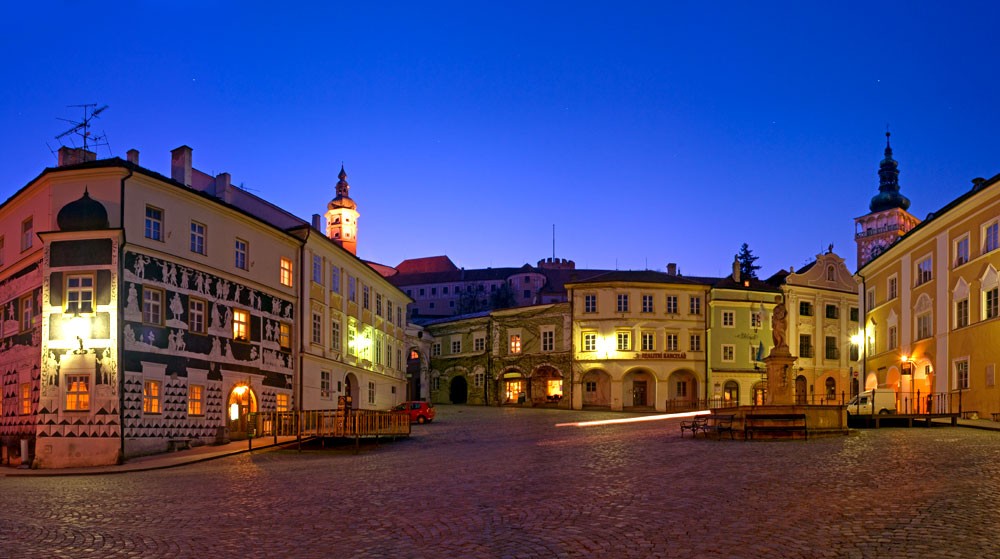 Экскурсия из Праги в Моравию и замок Леднице